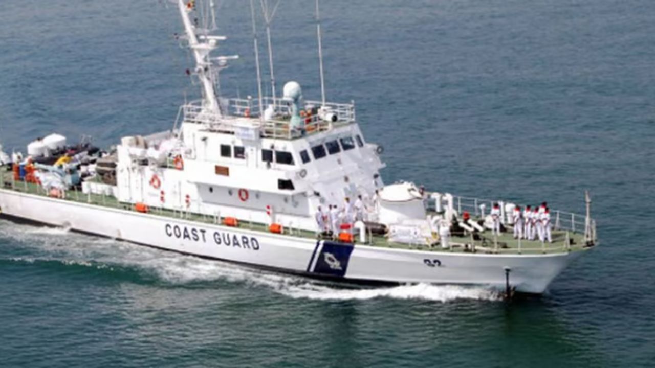 Usthadian Academy / MoD Signs Rs 1,070 Cr Deal With Mazagon Dock For 14 FPVs | 26 jan 2024 Usthadian Academy / MoD Signs Rs 1,070 Cr Deal With Mazagon Dock For 14 FPVs